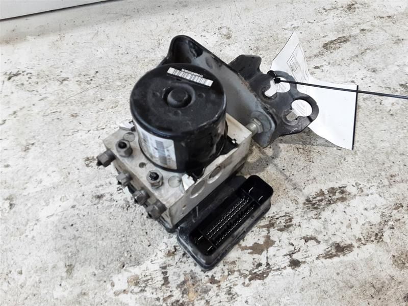 2010-2013 Jeep Compass Patriot ABS Pump Control Module Assembly