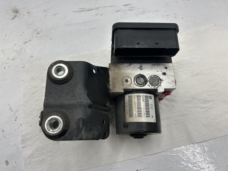 2014-2016 Dodge Ram 1500 ABS Pump Module Assembly OEM