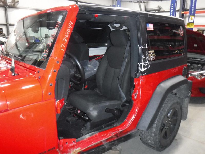 2015-2018 Jeep Wrangler 3.6L ABS Pump Module 68284715AB OEM