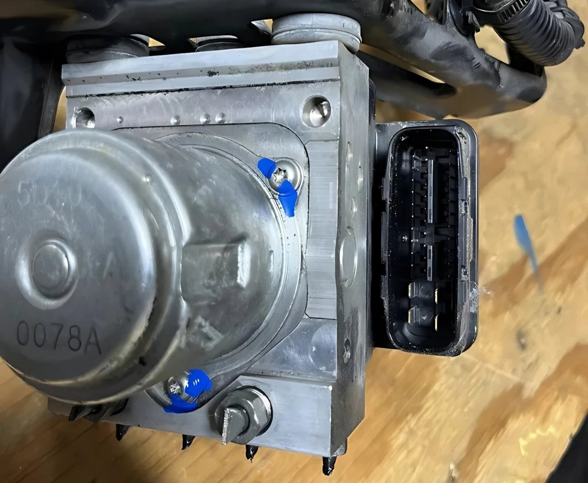 2015 Honda Accord Sedan ABS Anti-Lock Brake Pump Assembly 2.4L AT LX US Market