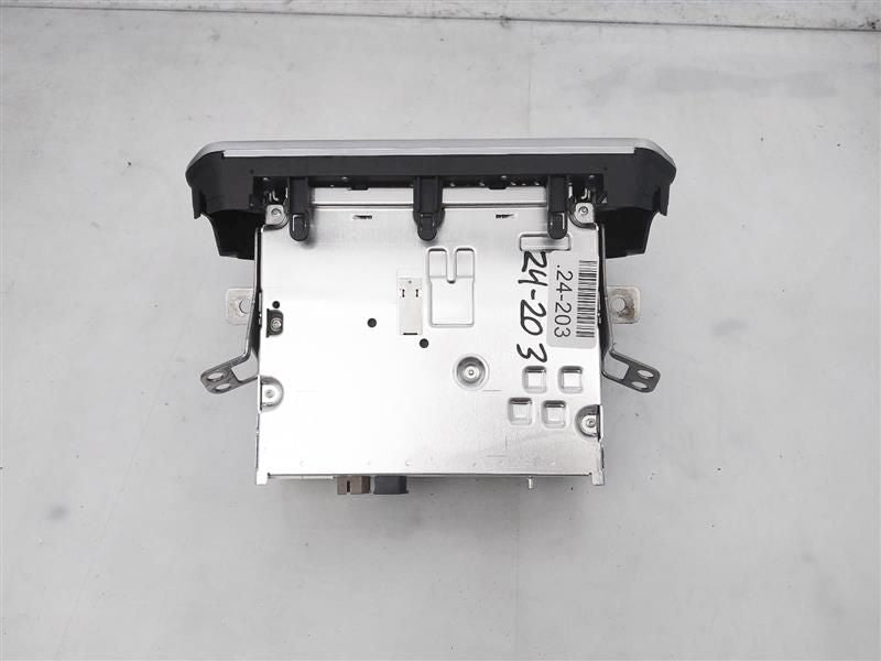 2019-2022 Nissan Altima Radio Receiver w/Display Screen without navigation