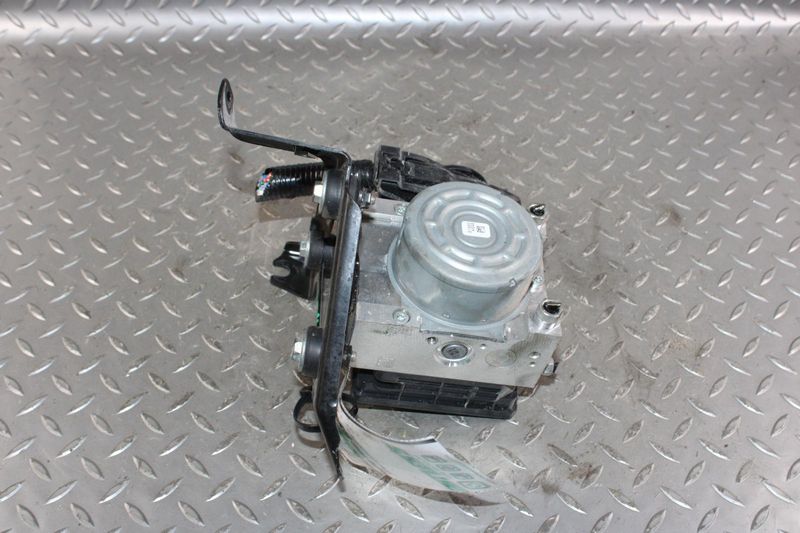 2021-2024 Honda Odyssey ABS Anti-Lock Brake Pump Assembly OEM
