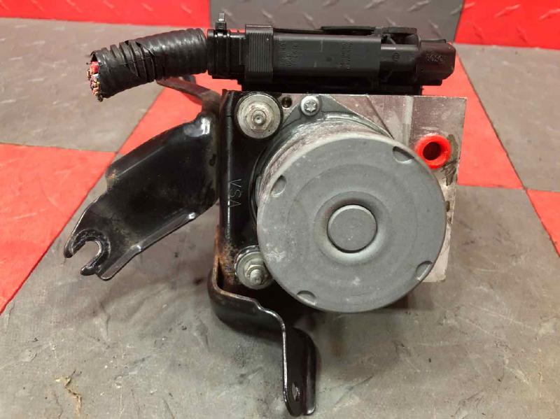 2007-2009 Honda CRV ABS Anti-Lock Brake Pump Assembly