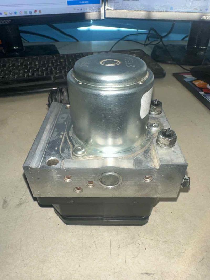 2008-2010 Honda Accord ABS Pump Module Assembly 2.4L AT Sdn