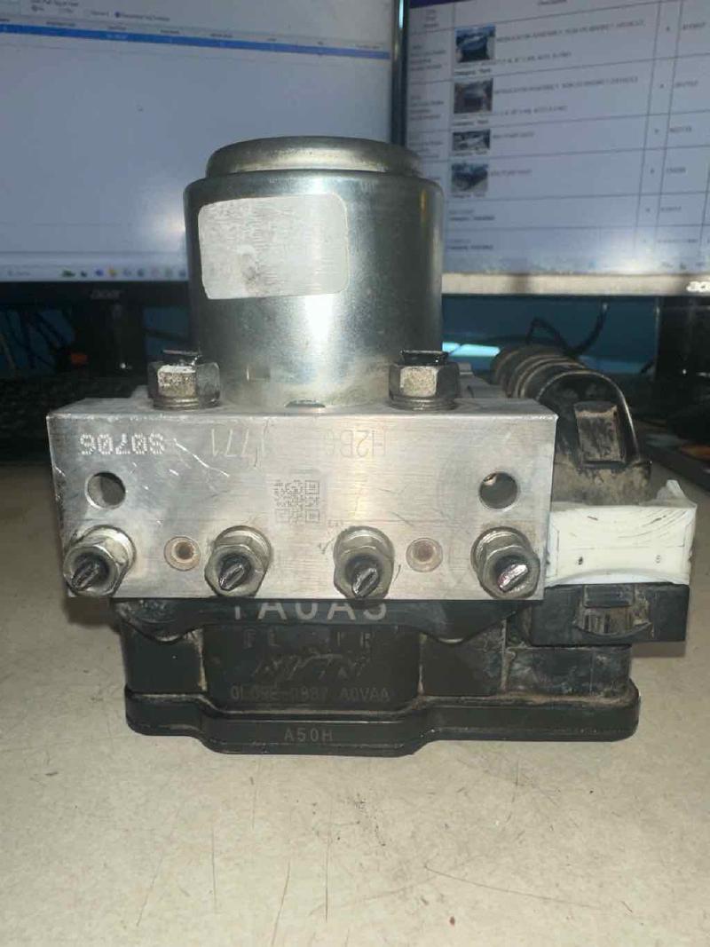 2008-2010 Honda Accord ABS Pump Module Assembly 2.4L AT Sdn