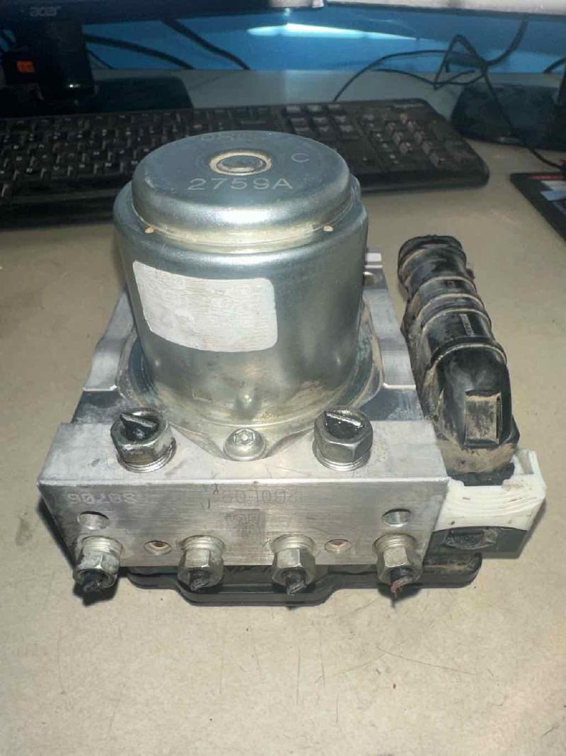 2008-2010 Honda Accord ABS Pump Module Assembly 2.4L AT Sdn