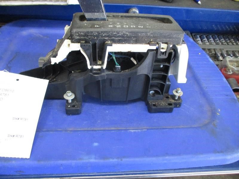 2009-2010 Ford F-150 Floor Gear Shifter Assembly