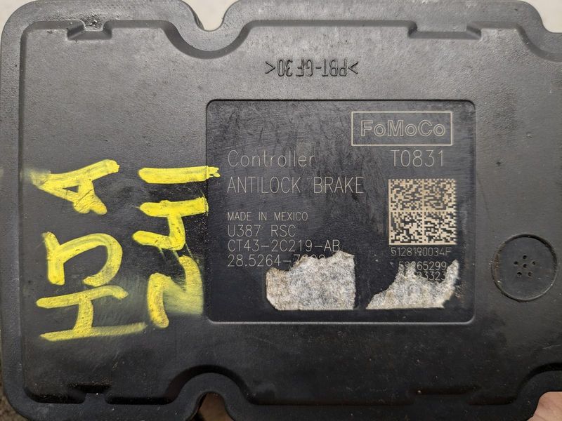 2011-2015 Ford Edge MKX ABS Anti-Lock Brake Pump Assembly w/o adaptive cruise